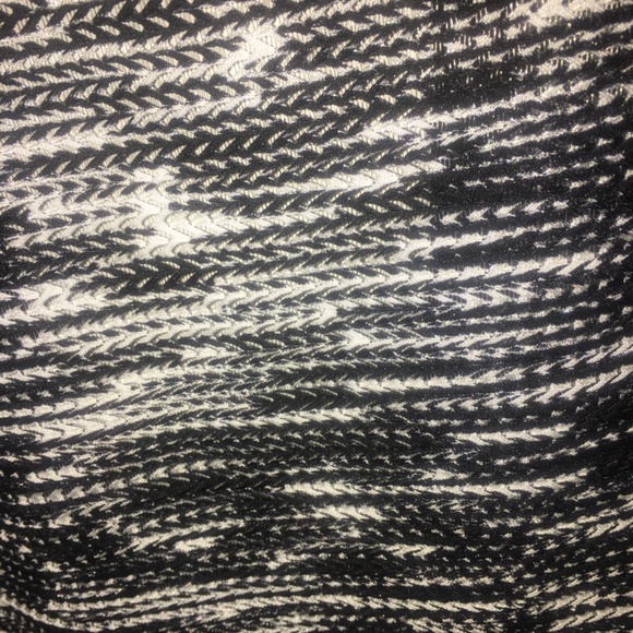 Joseph Ribkoff cardi - Picture 4 of 4